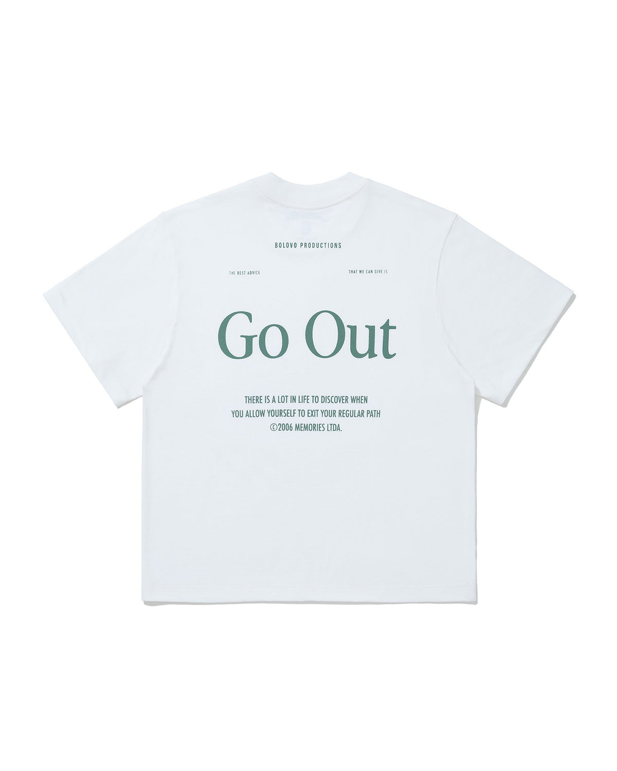 Camiseta Boxy Oversized Go Out Advice Branca