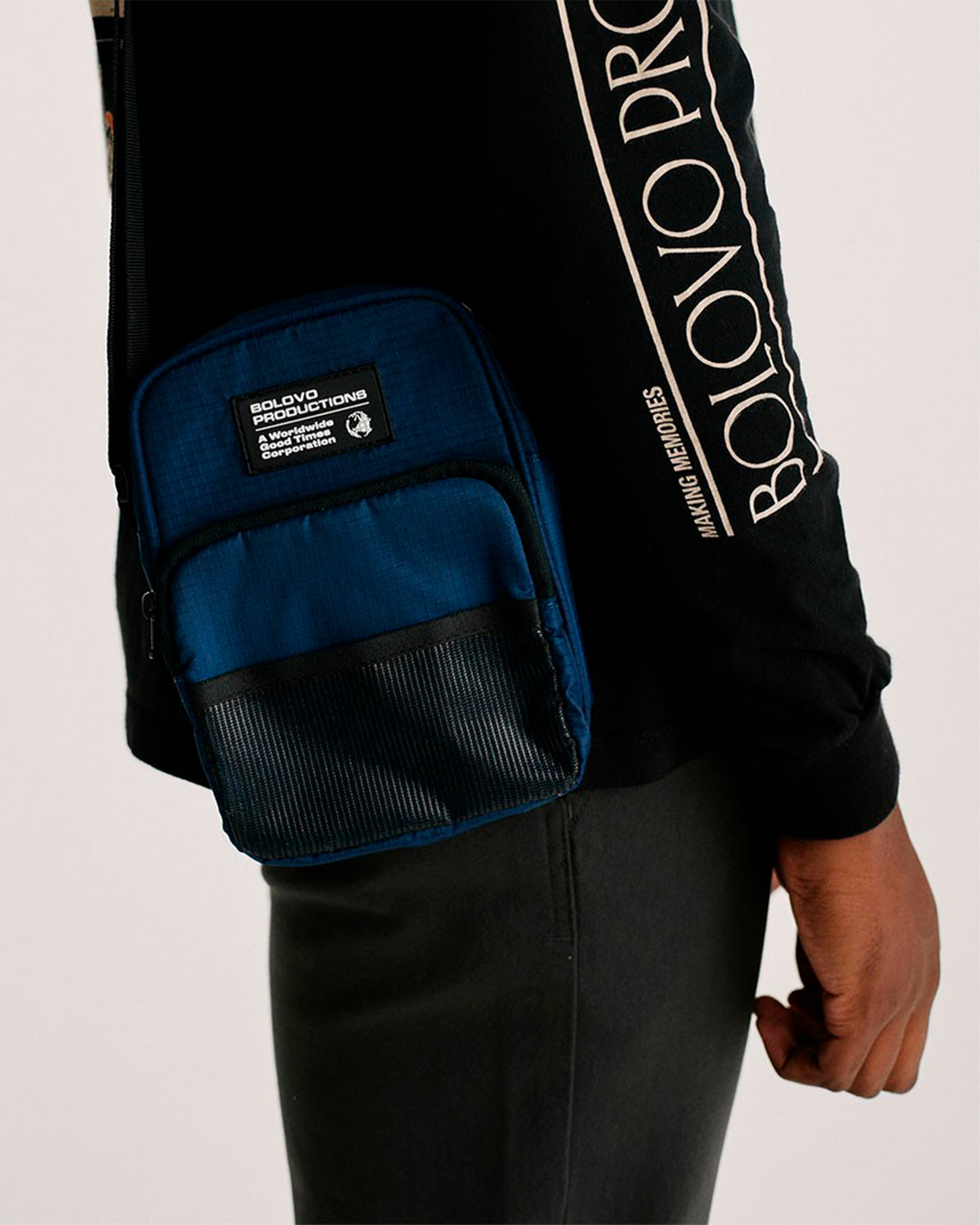 BLV Corp. Shoulder Bag Azul