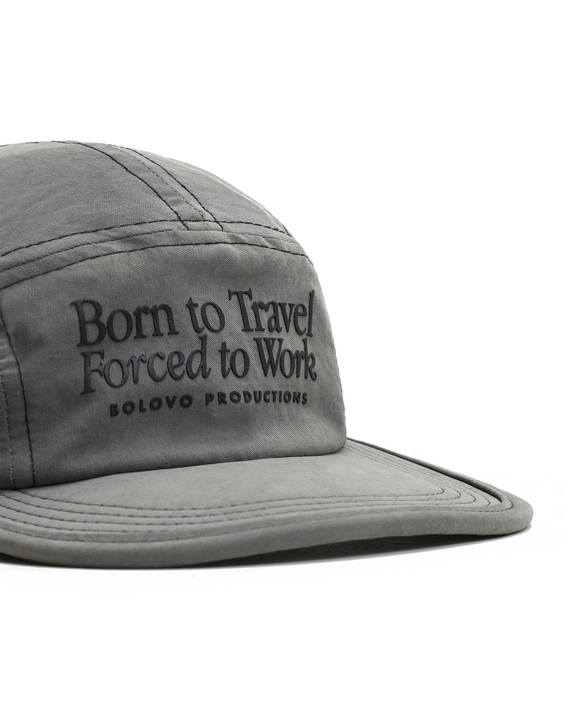 Boné 5 Panel Born To Travel Cinza
