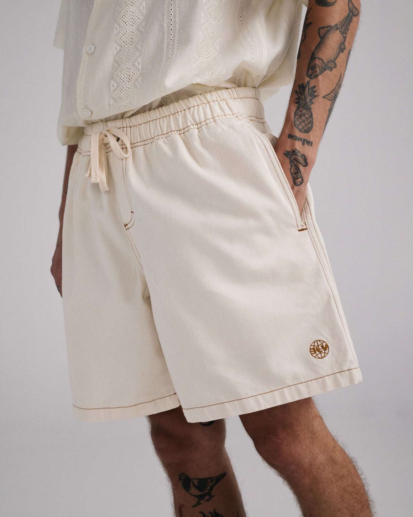FDS Shorts Sarja Off Com Contraste