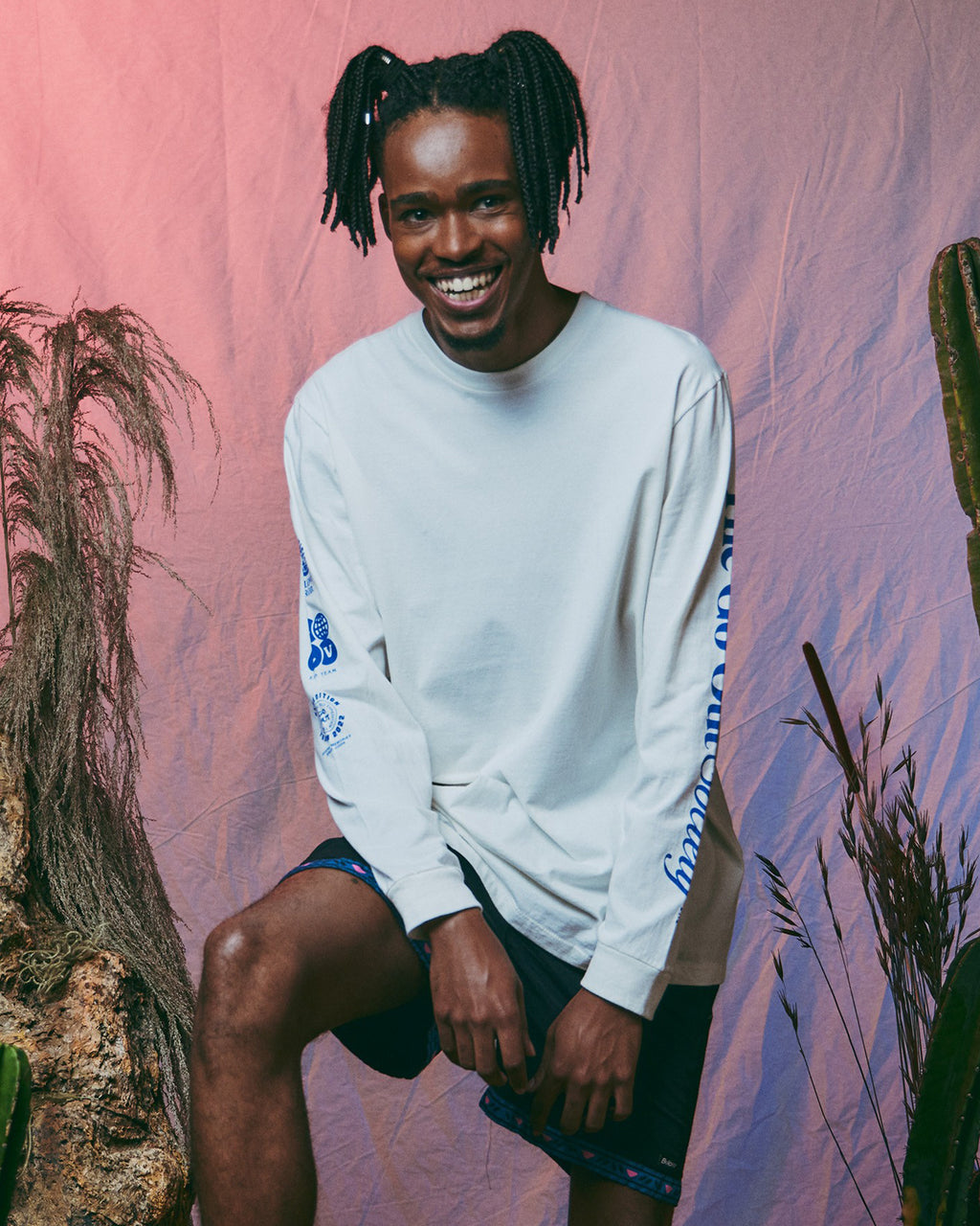 Camiseta Manga Longa Go Out Society Off White