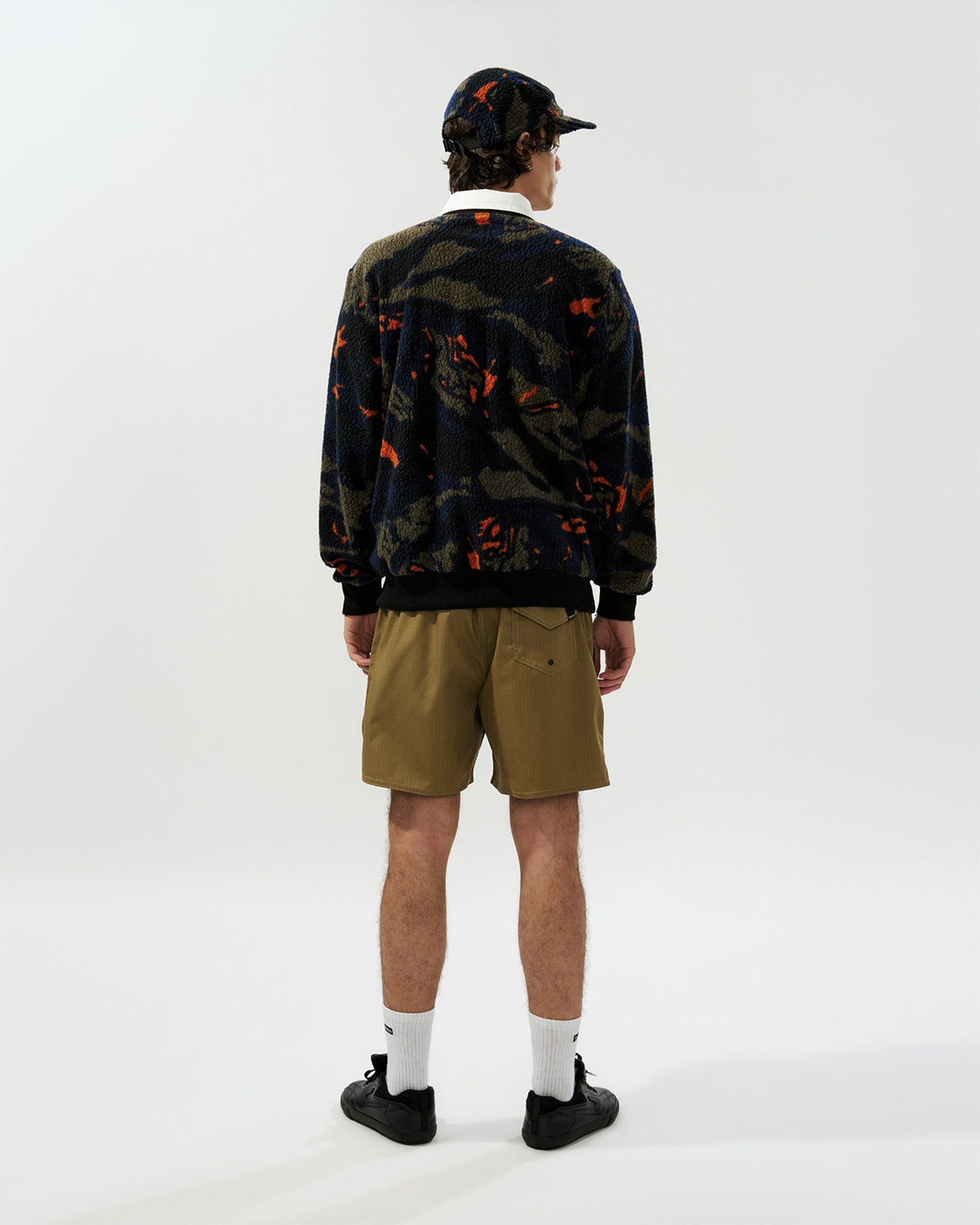 Crewneck Fleece Volcano