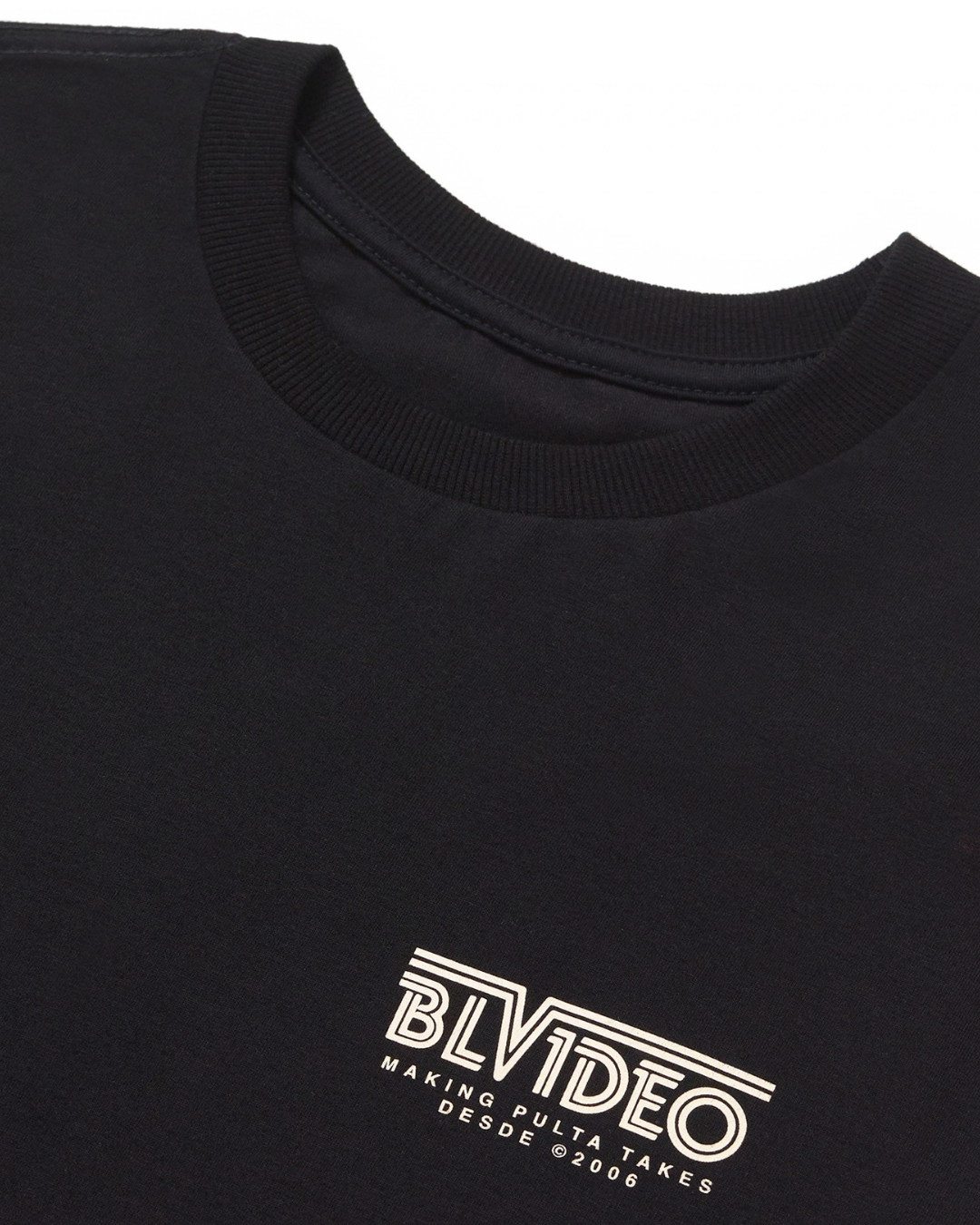 Camiseta Manga Longa Perigo em Ação